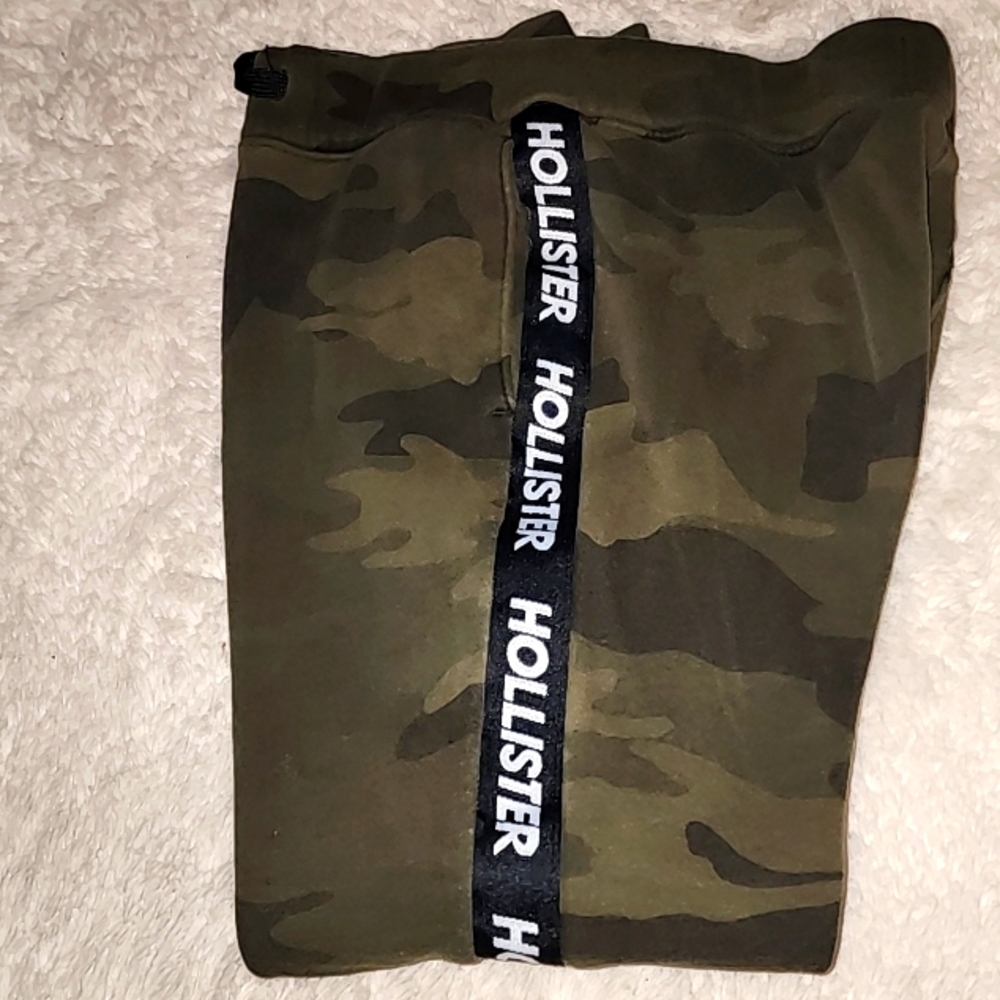 Hollister Cargo sweats BOGO half off